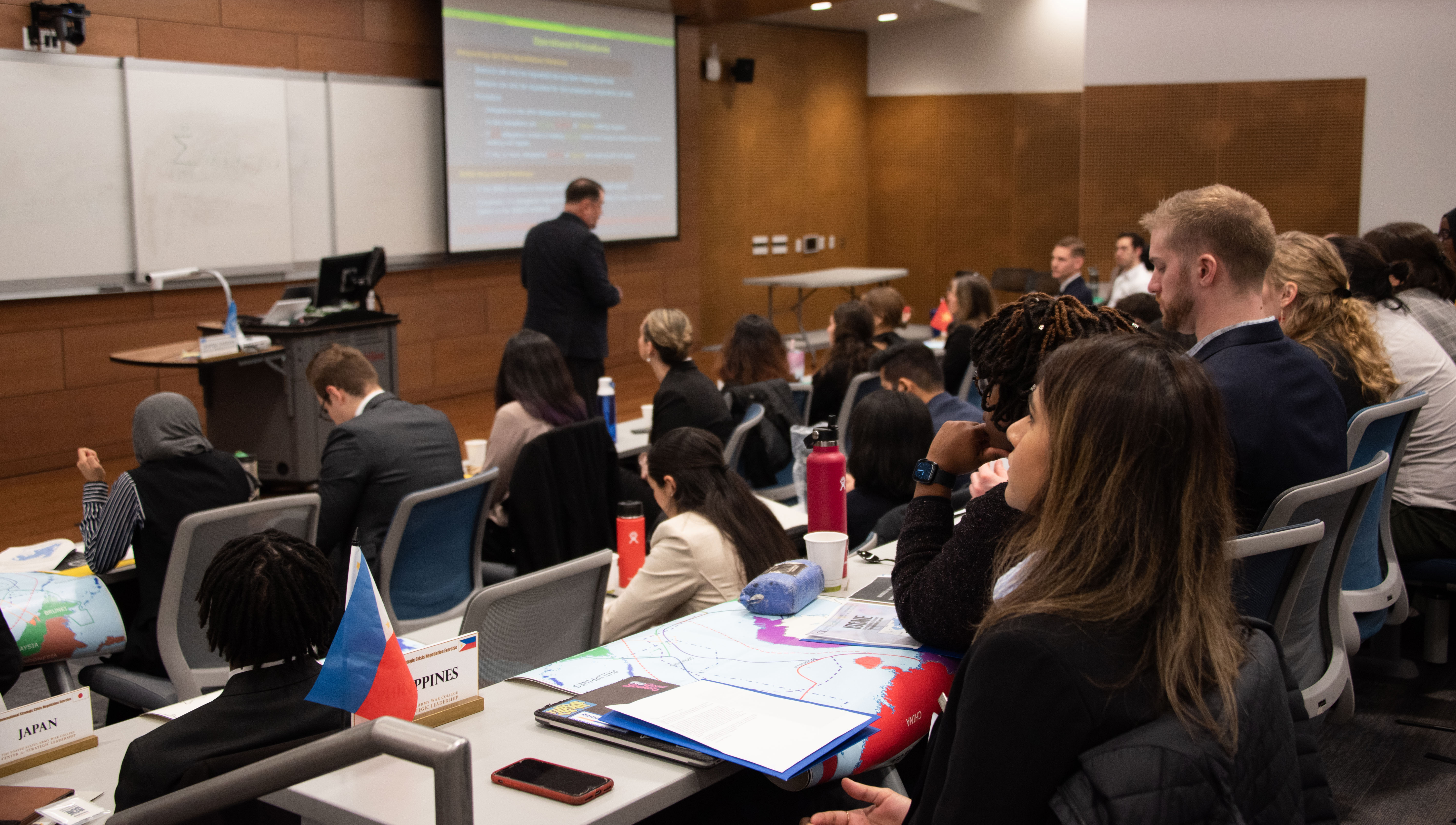 Heinz College students participate in an exercise with the U.S. Army War College.