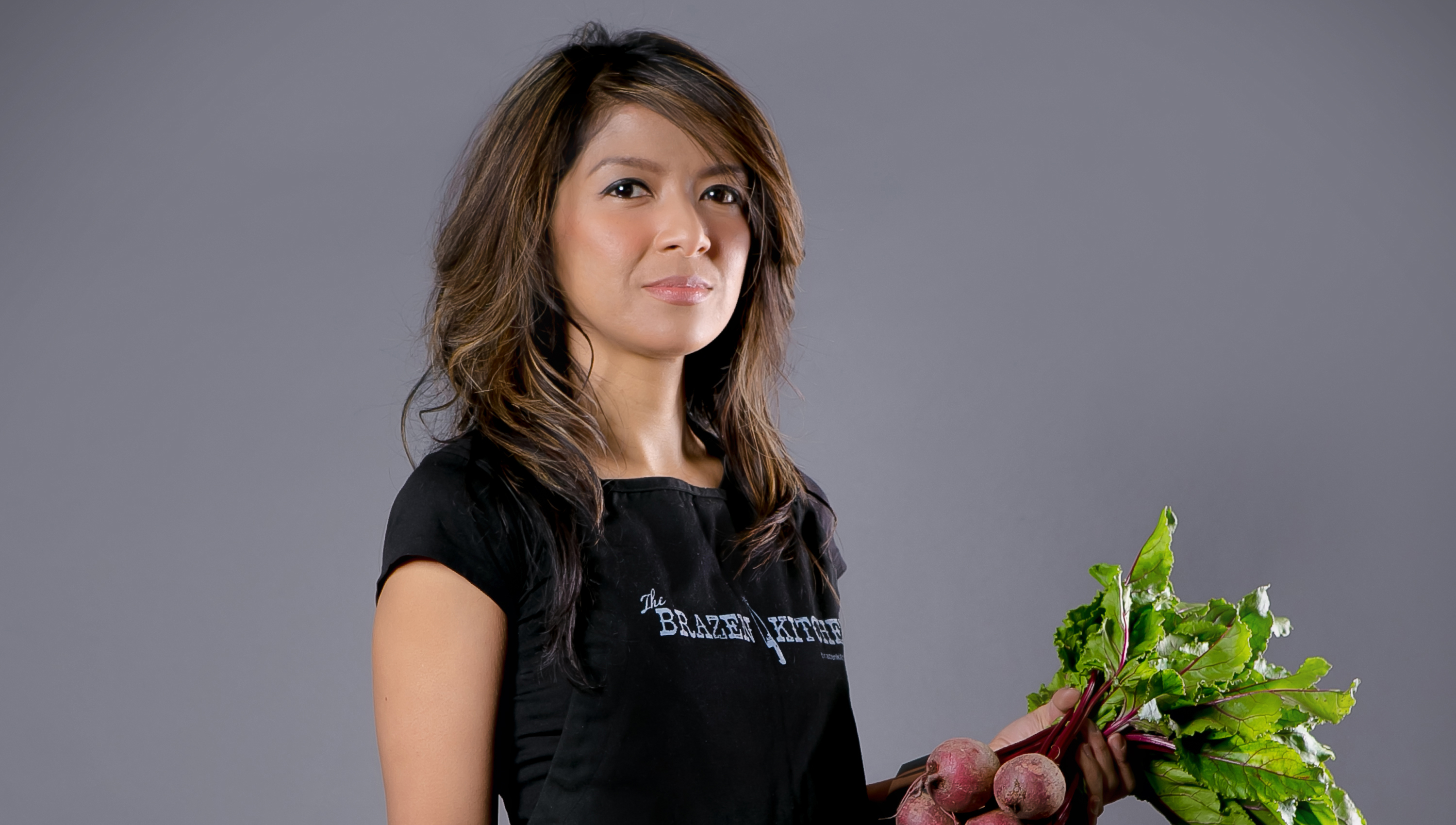 Portrait of Leah Lizarondo, Heinz College alumna and co-founder of the 412 Food Rescue organization