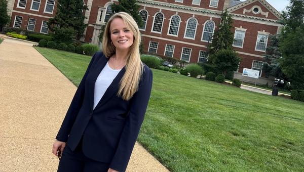 Heinz alumna Vann Ellen Mitchell