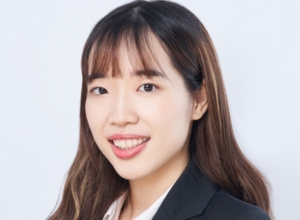 Lili Chen headshot