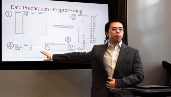 Alex Liu presenting