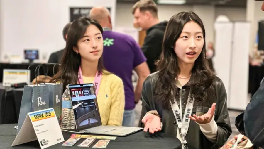Nina Wang presents "Flow" at SXSW.