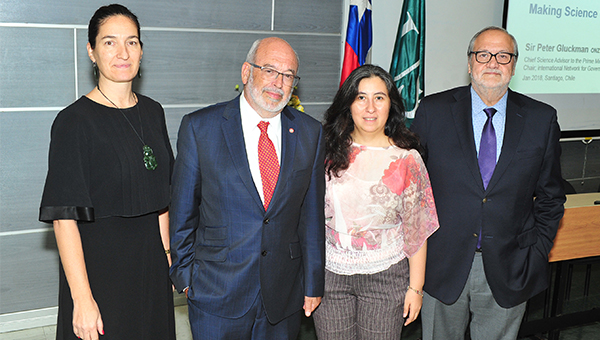 Jacqui Caine, Peter Gluckman, Soledad Quiroz Valenzuela, and Exequiel González